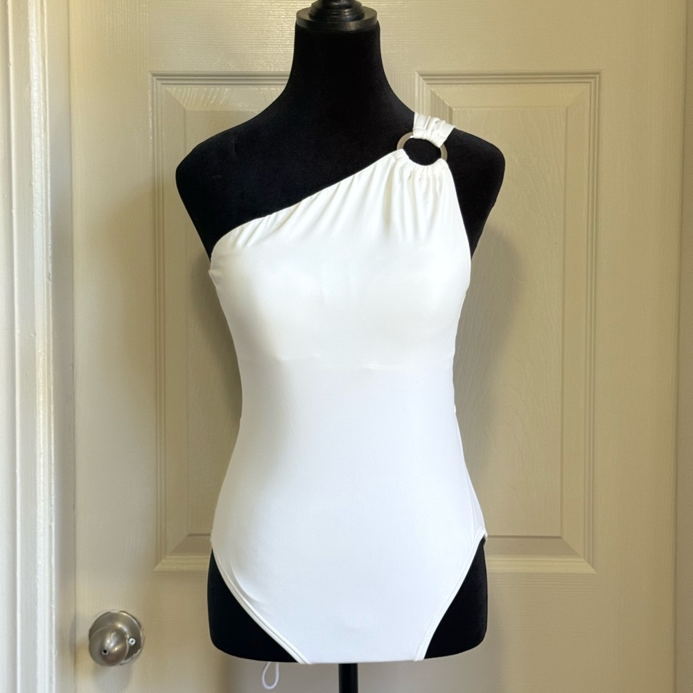 NWOTCarmen Marc Valvo White One-Shoulder Swimsuit